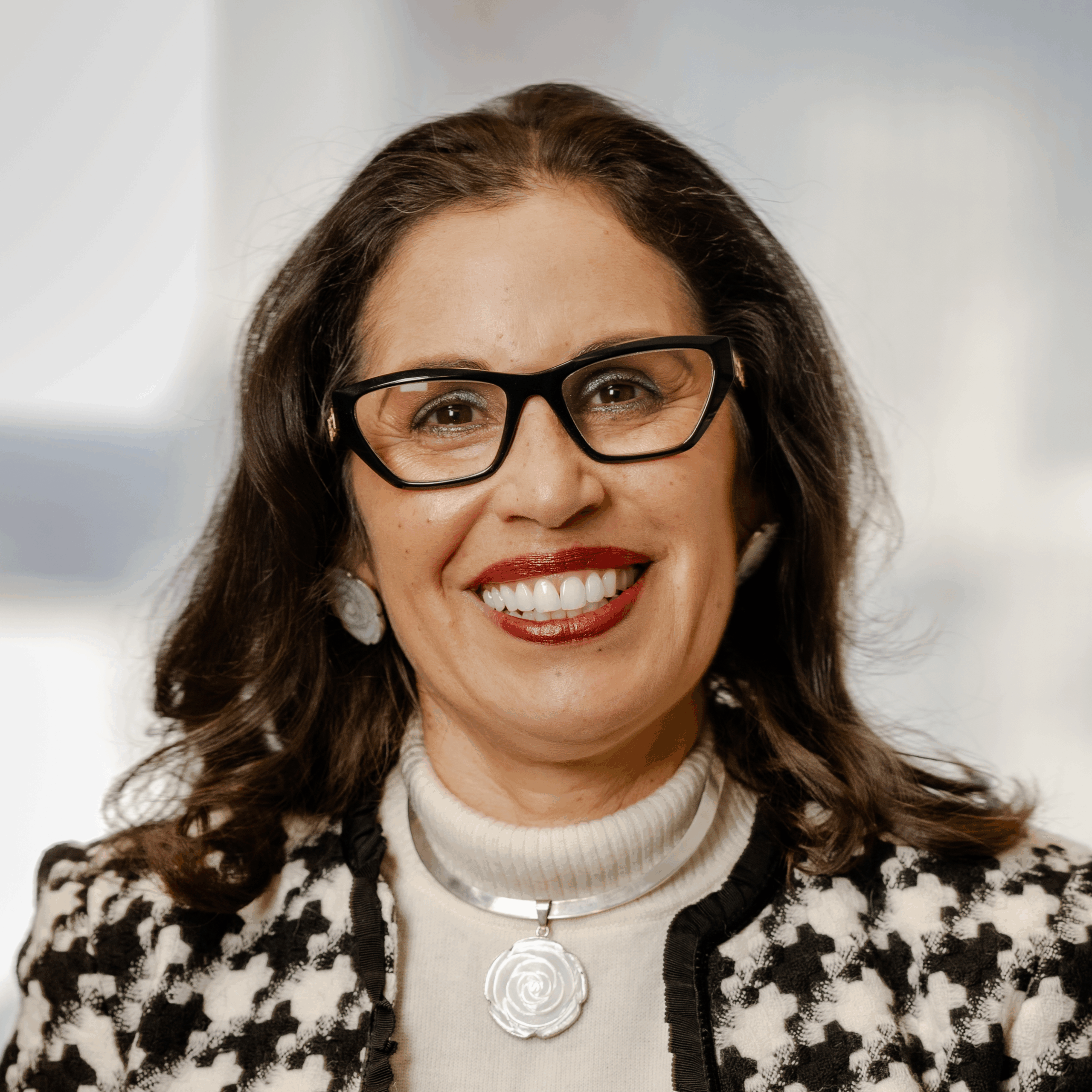 Dr. Eloisa Klementich